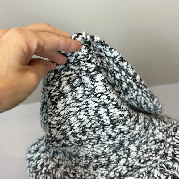 Buffalo David Bitton chunky raglan long sleeve cowl neck sweater. - Picture 3 of 8